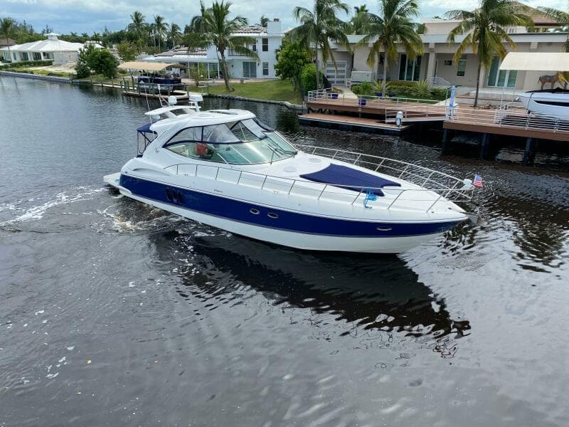 2006 Cruisers Yachts 52 Express - Photo 3