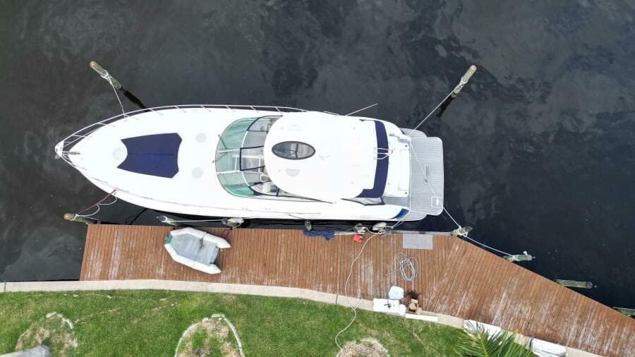 2006 Cruisers Yachts 52 Express - Photo 61