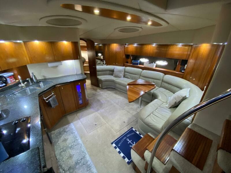 2006 Cruisers Yachts 52 Express - Photo 20