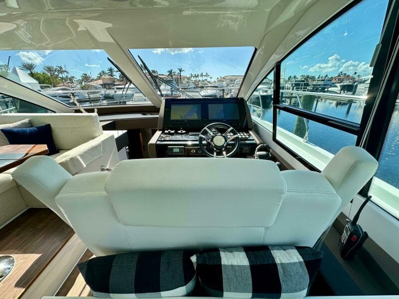 2020 Cruisers Yachts 50 Cantius - Photo 29