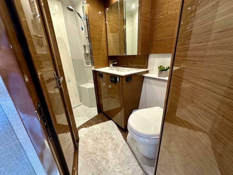 2020 Cruisers Yachts 50 Cantius - Photo 16