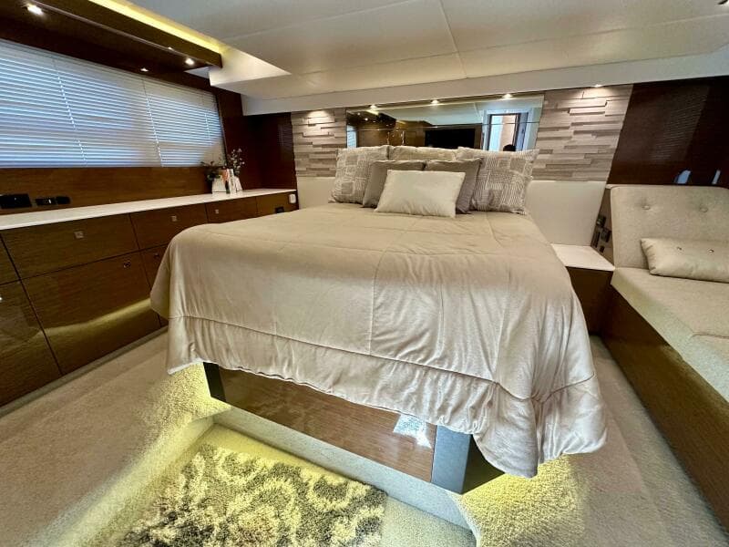 2020 Cruisers Yachts 50 Cantius - Photo 9