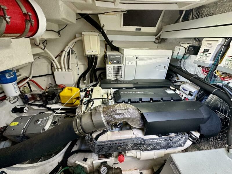 2020 Cruisers Yachts 50 Cantius - Photo 24