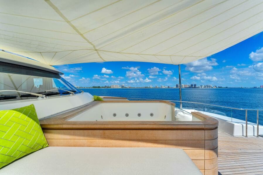 2023 Sanlorenzo SD96 - Photo 30