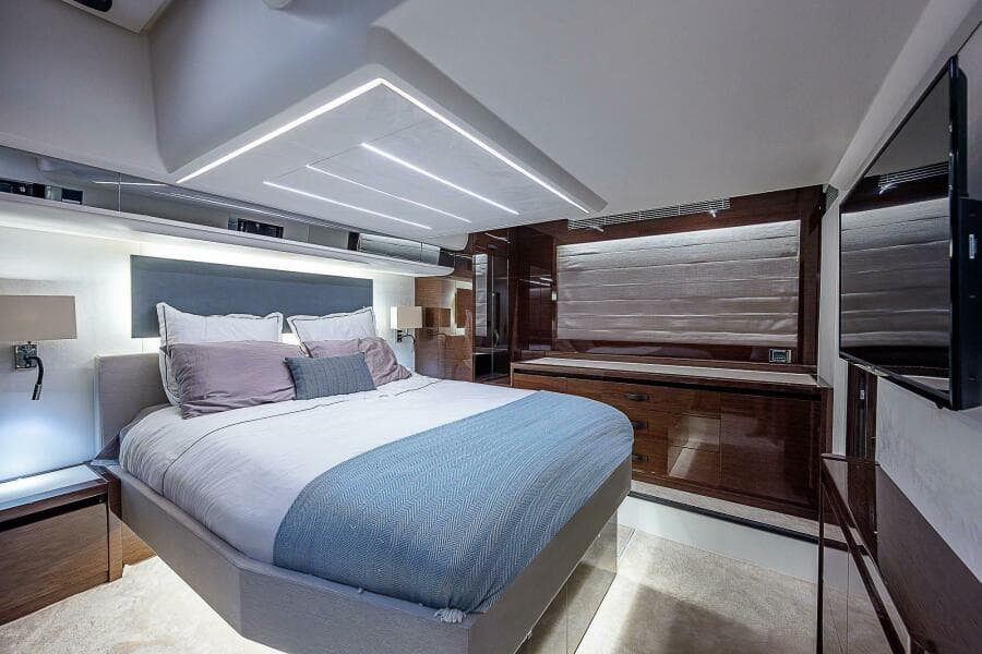 2021 Prestige 590 - Photo 72