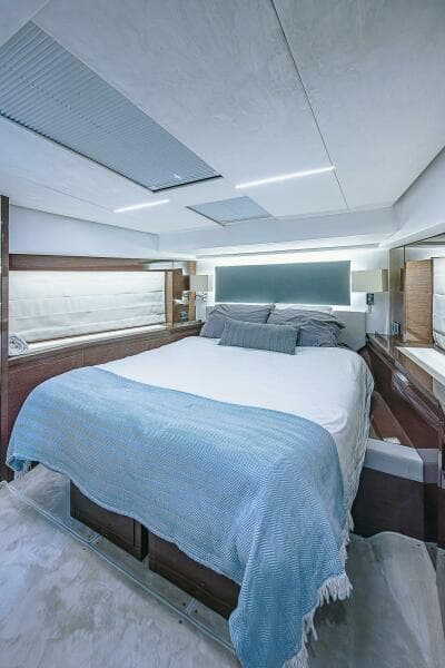 2021 Prestige 590 - Photo 57