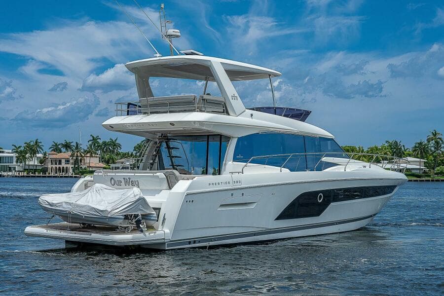 2021 Prestige 590 - Photo 6
