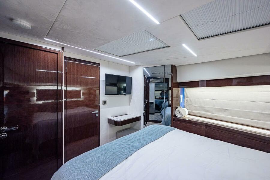 2021 Prestige 590 - Photo 58