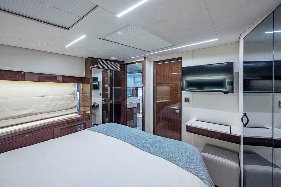 2021 Prestige 590 - Photo 59