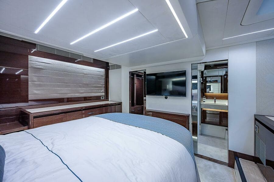 2021 Prestige 590 - Photo 68