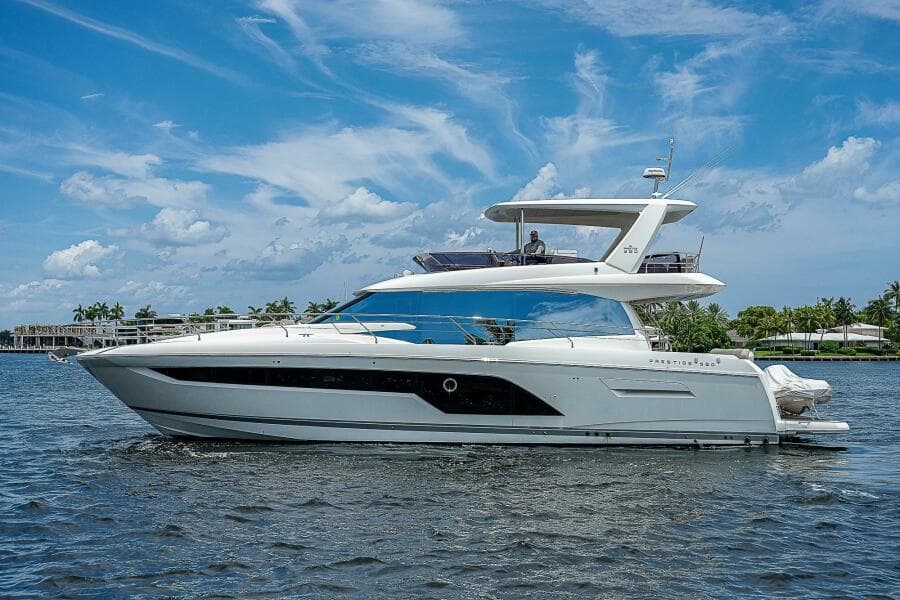 2021 Prestige 590 - Photo 1