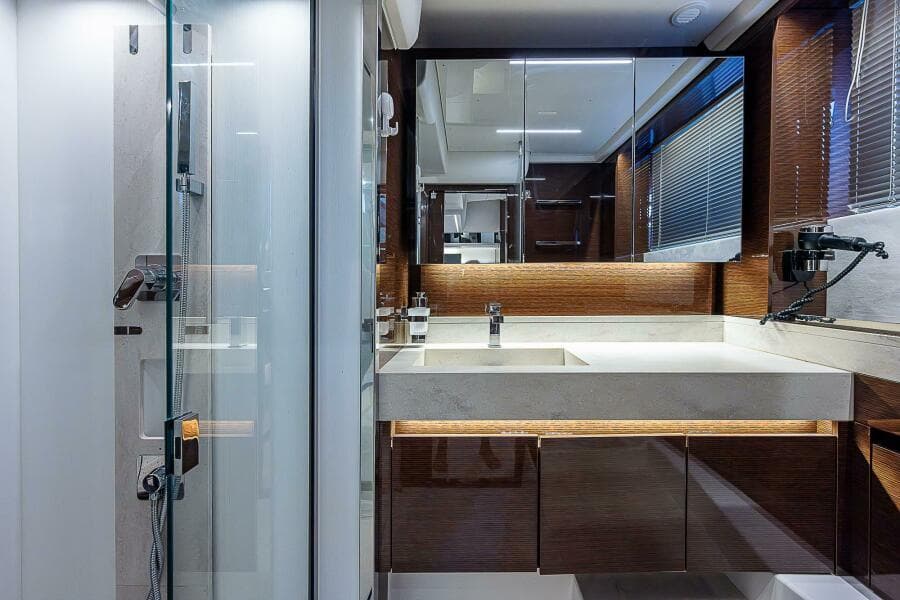 2021 Prestige 590 - Photo 78