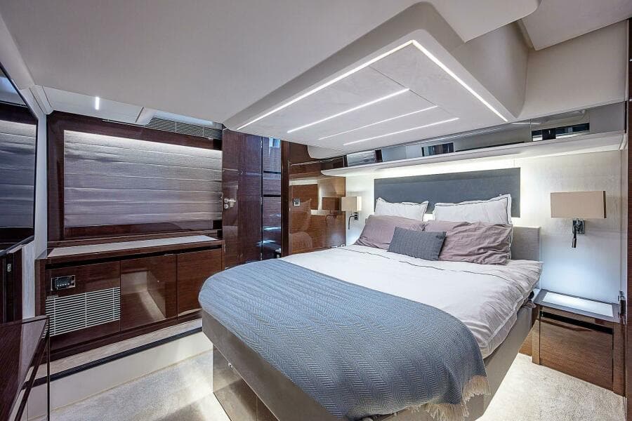 2021 Prestige 590 - Photo 73
