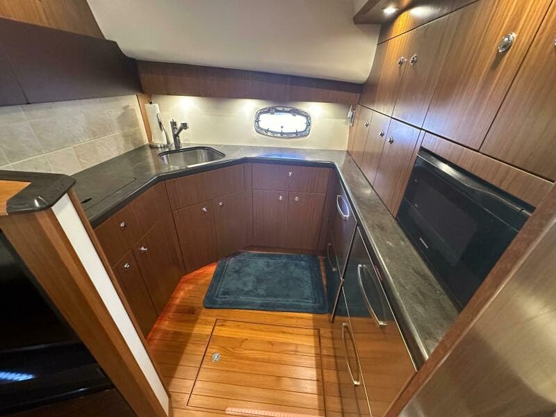 2018 Tiara Yachts 4300 Open - Photo 22