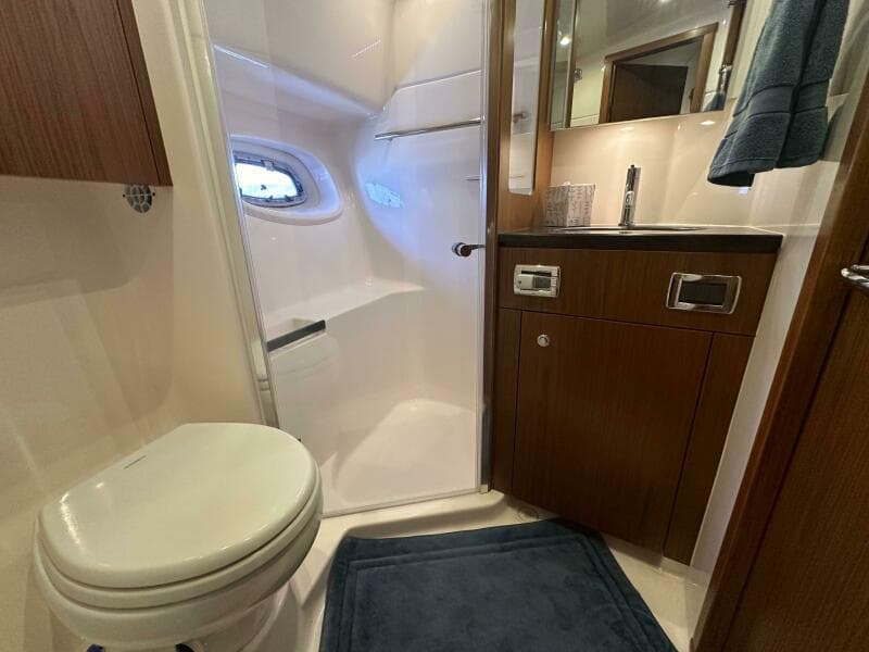 2018 Tiara Yachts 4300 Open - Photo 41