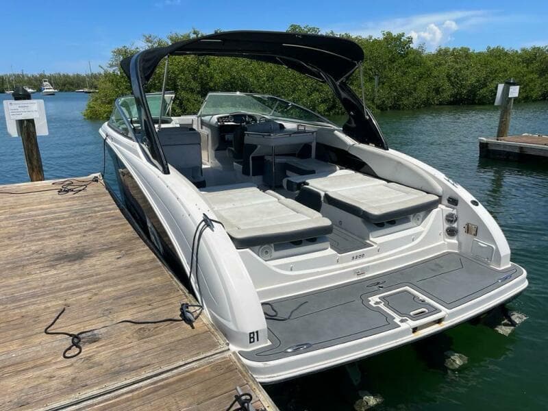 2013 Regal 3200 Bowrider - Photo 11