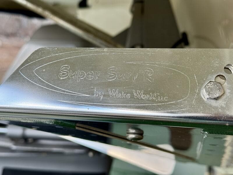 2018 Chris-Craft Launch 27 Heritage Trim Edition - Surf