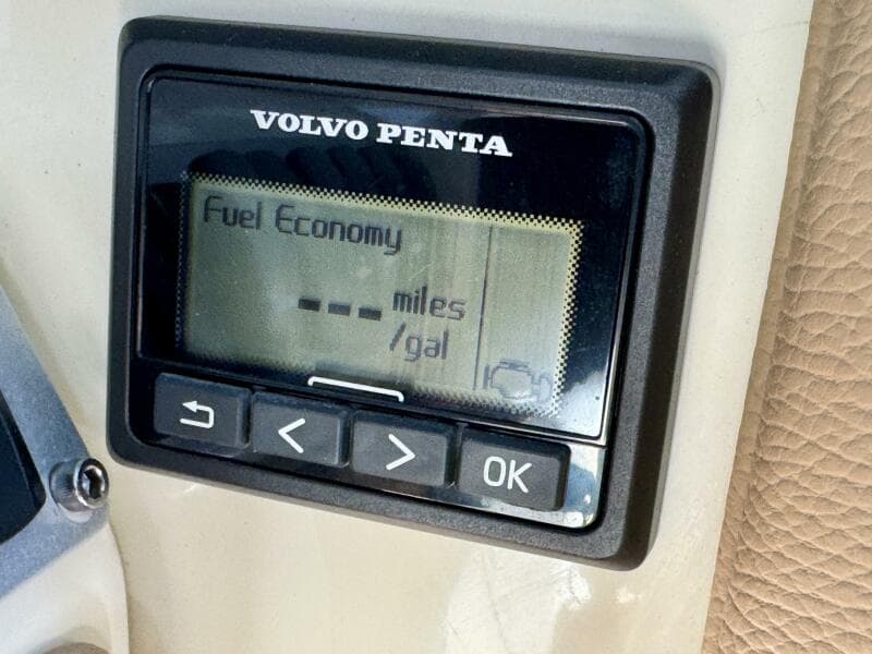 2018 Chris-Craft Launch 27 Heritage Trim Edition - Surf