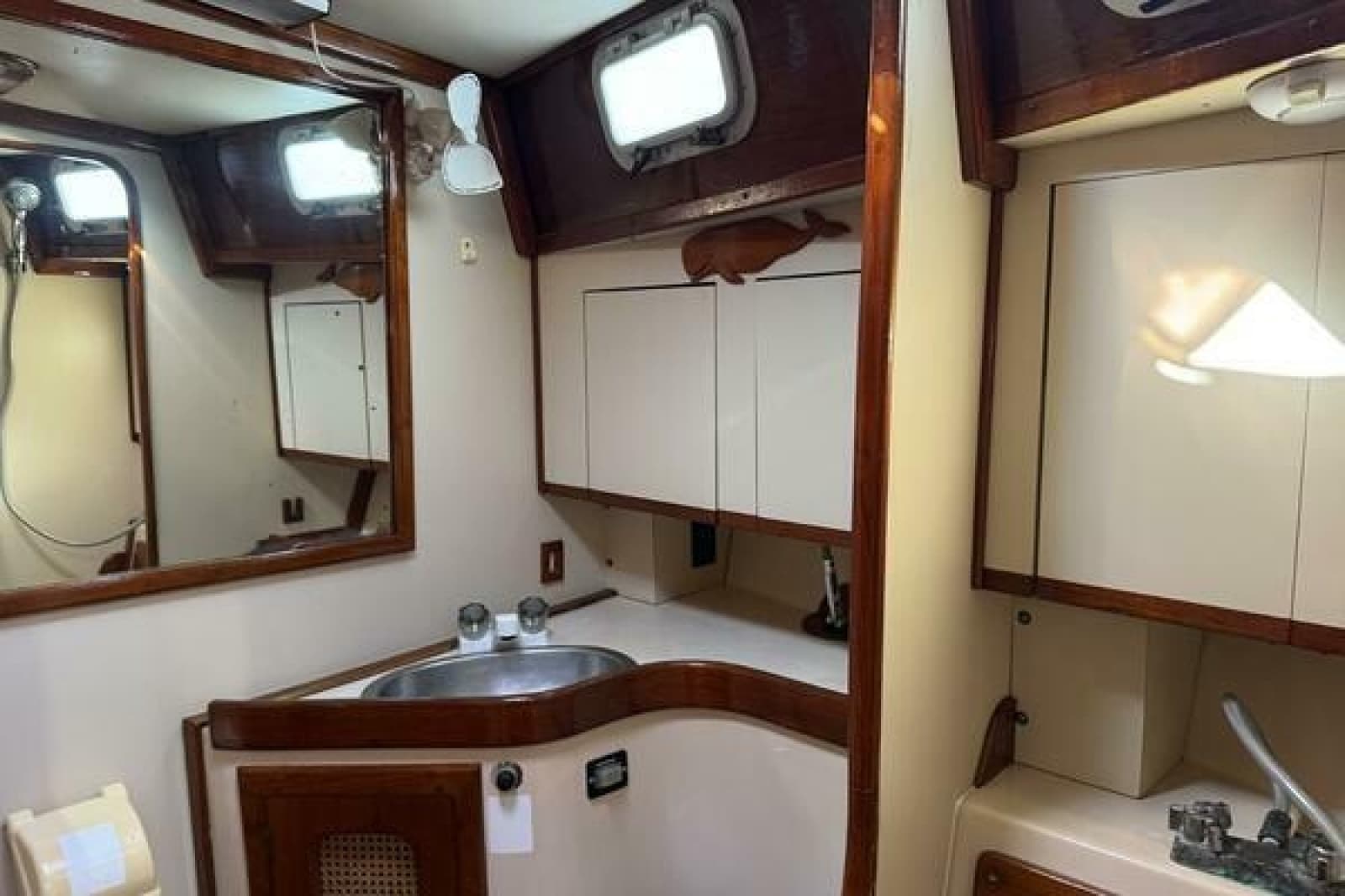 1985 Endeavour 42 - Photo 59