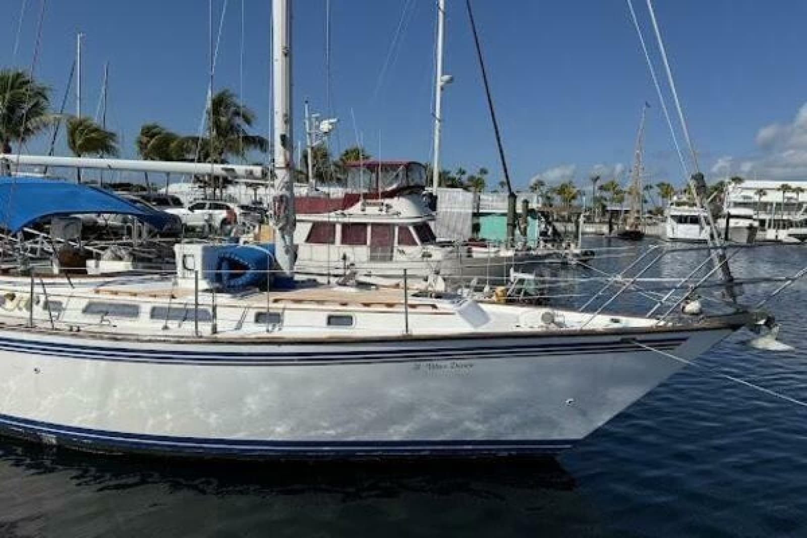 1985 Endeavour 42 - Photo 85