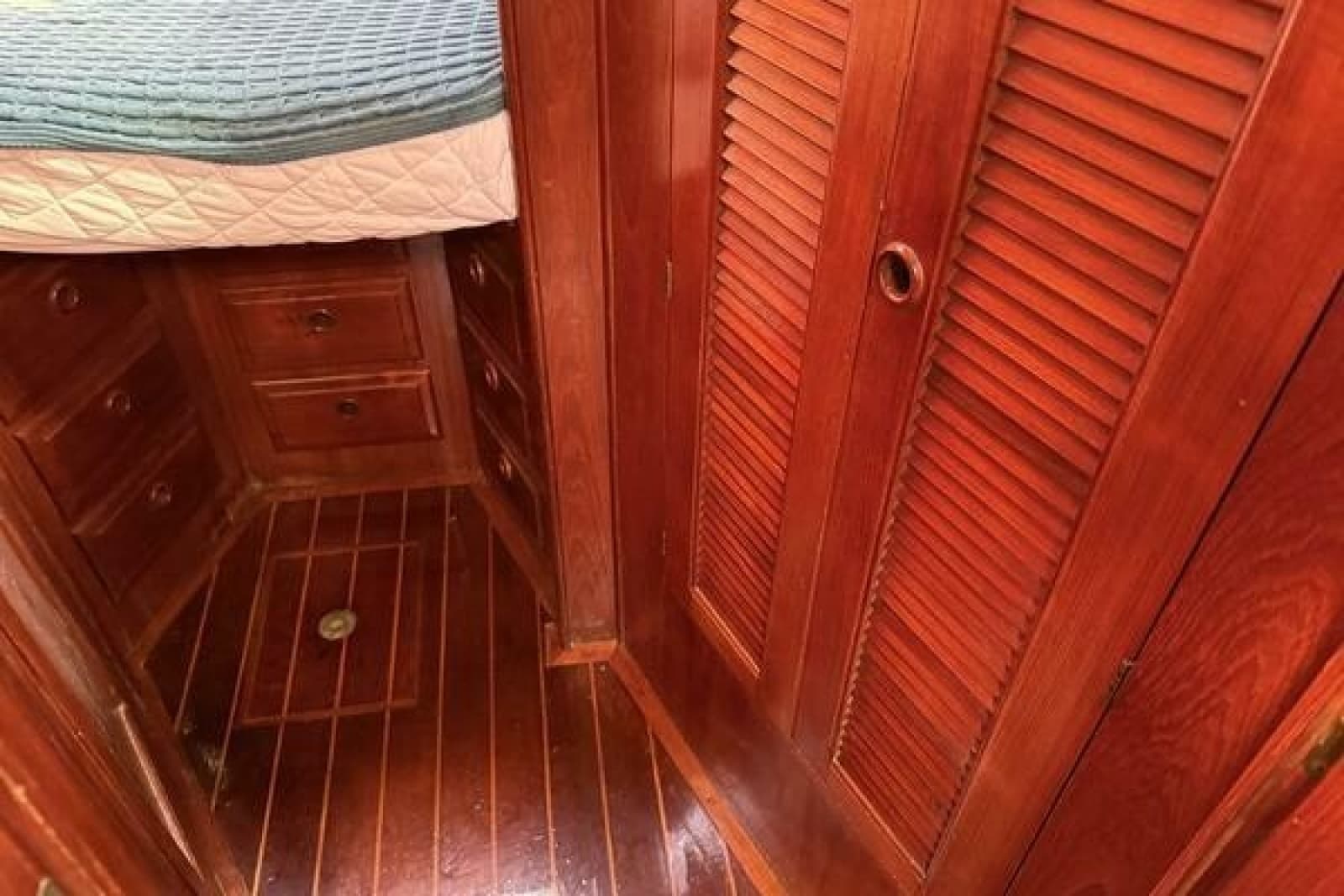 1985 Endeavour 42 - Photo 56