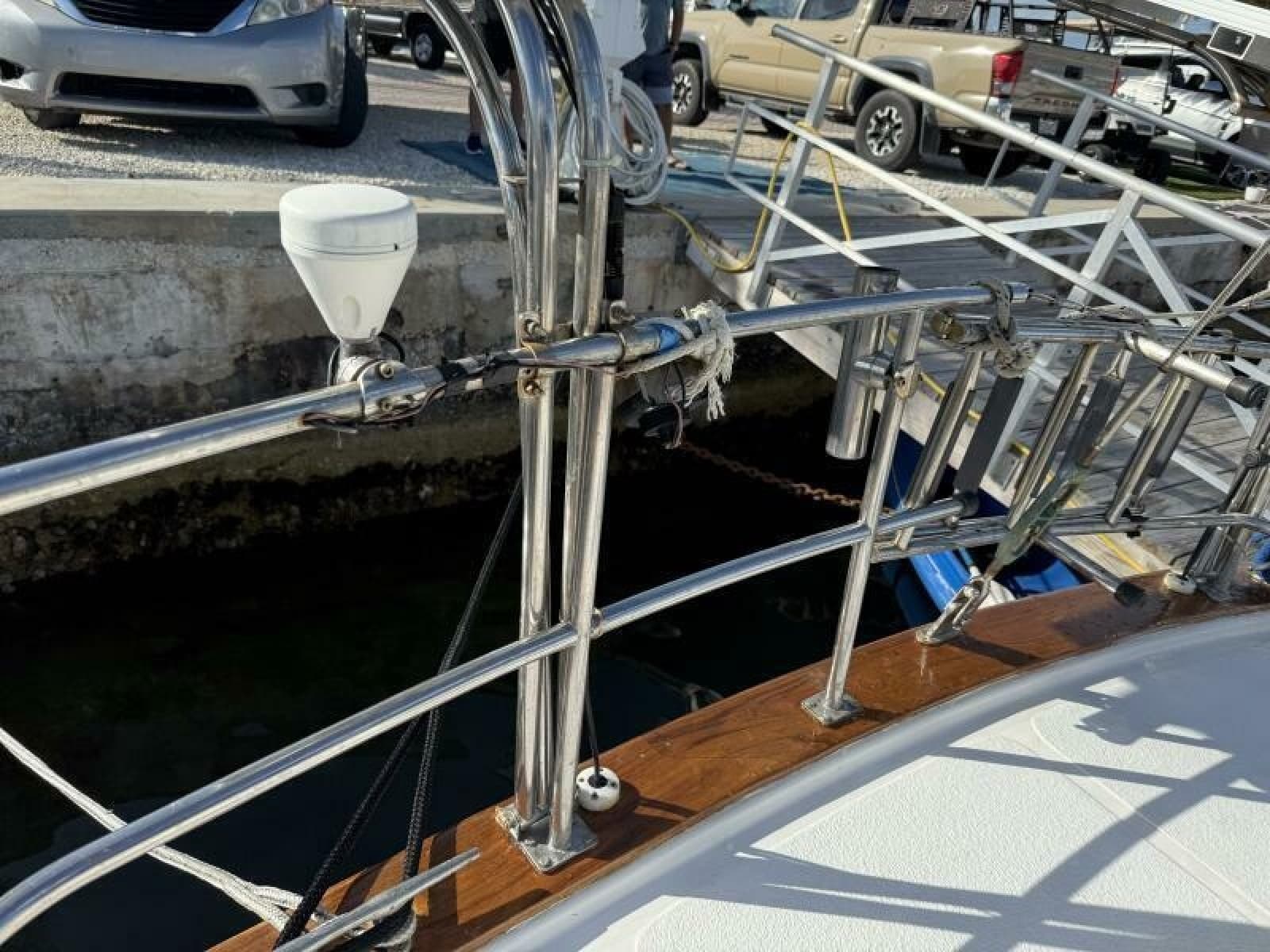 1985 Endeavour 42 - Photo 76