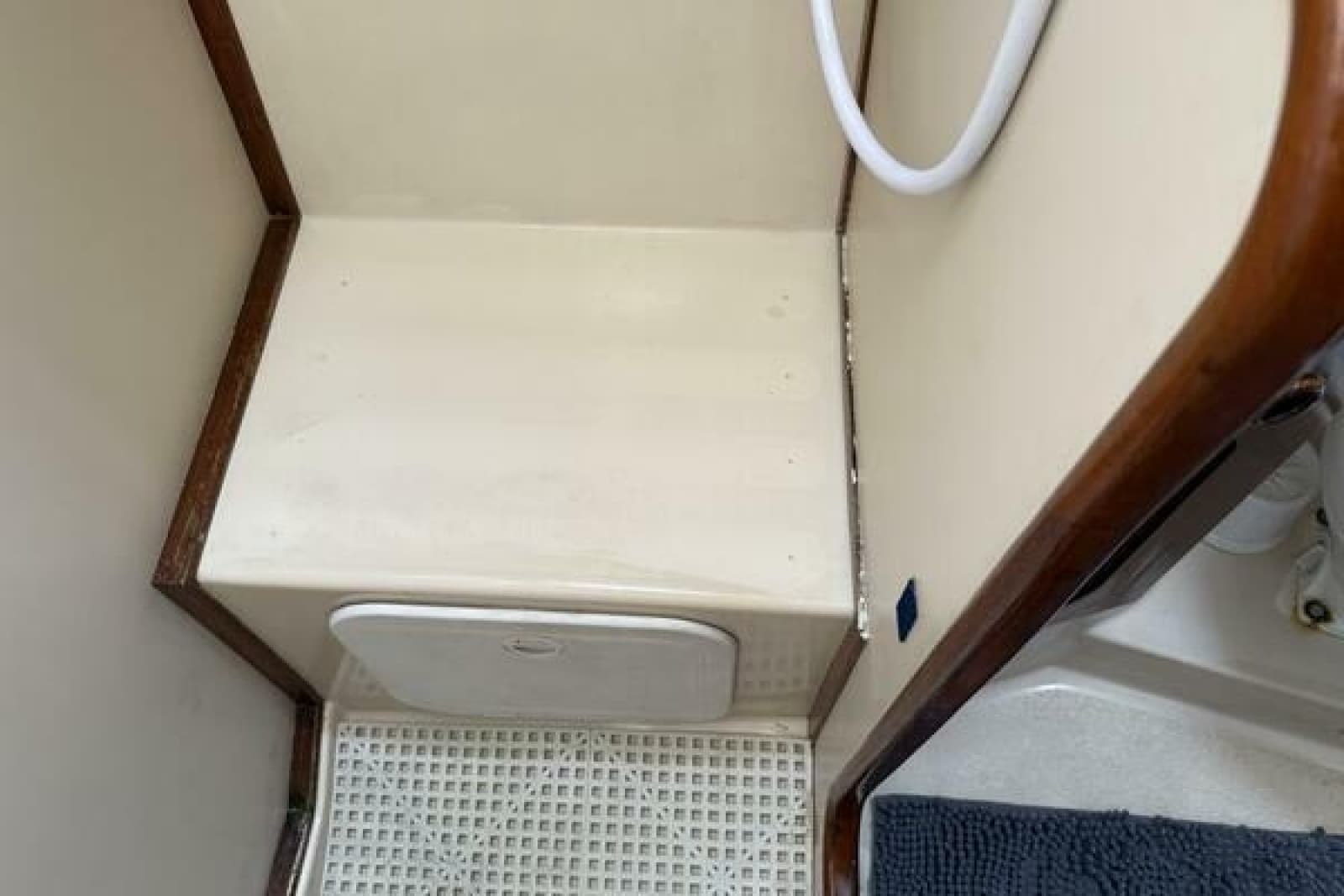 1985 Endeavour 42 - Photo 48