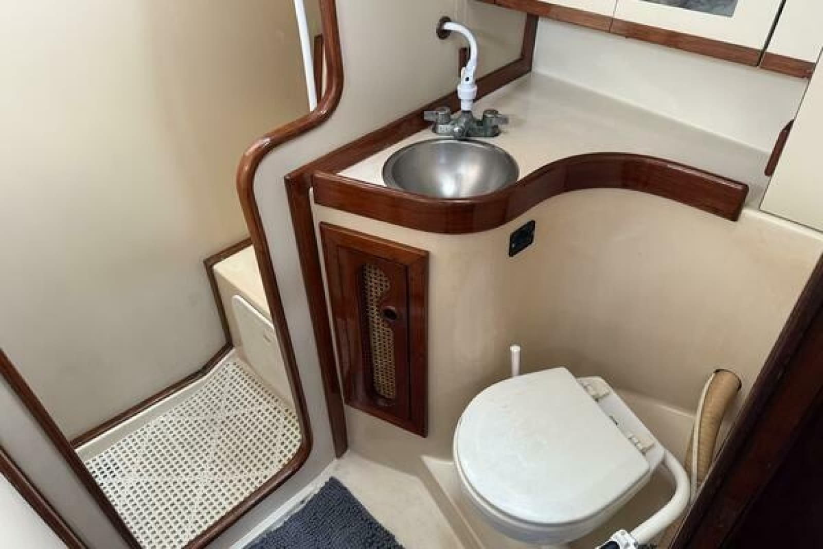 1985 Endeavour 42 - Photo 50