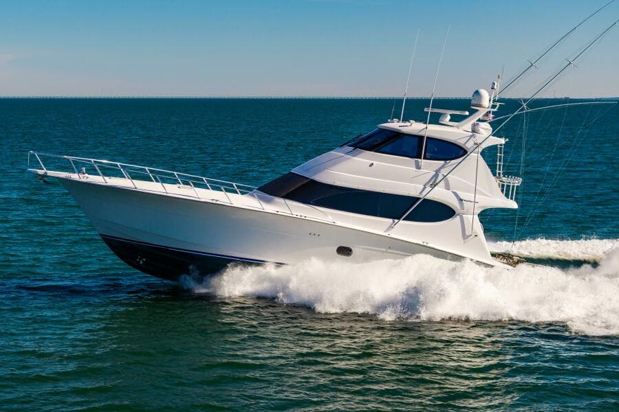2008 Hatteras 64 Enclosed Bridge