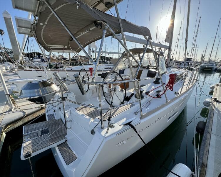 2013 Jeanneau 379