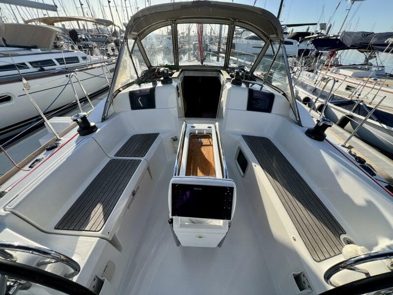 2013 Jeanneau 379