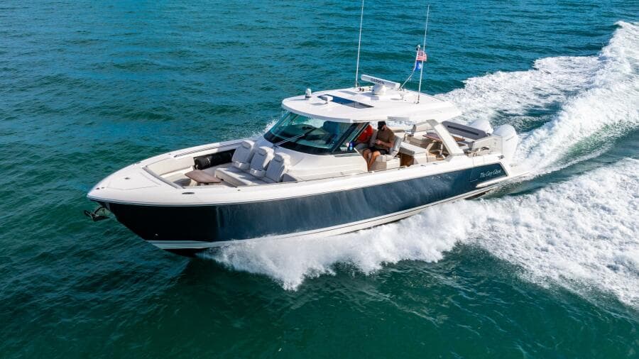 2022 Tiara Yachts 43 LS