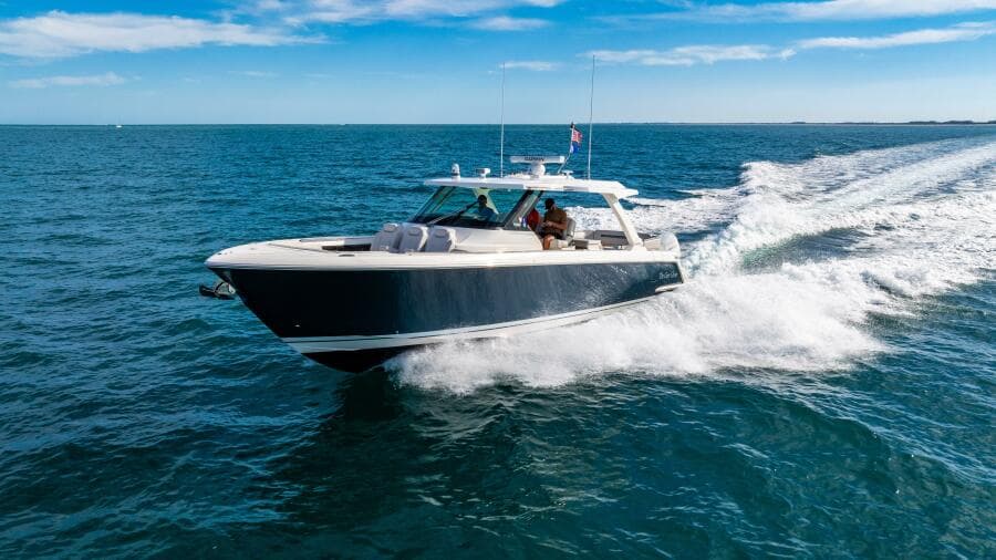 2022 Tiara Yachts 43 LS