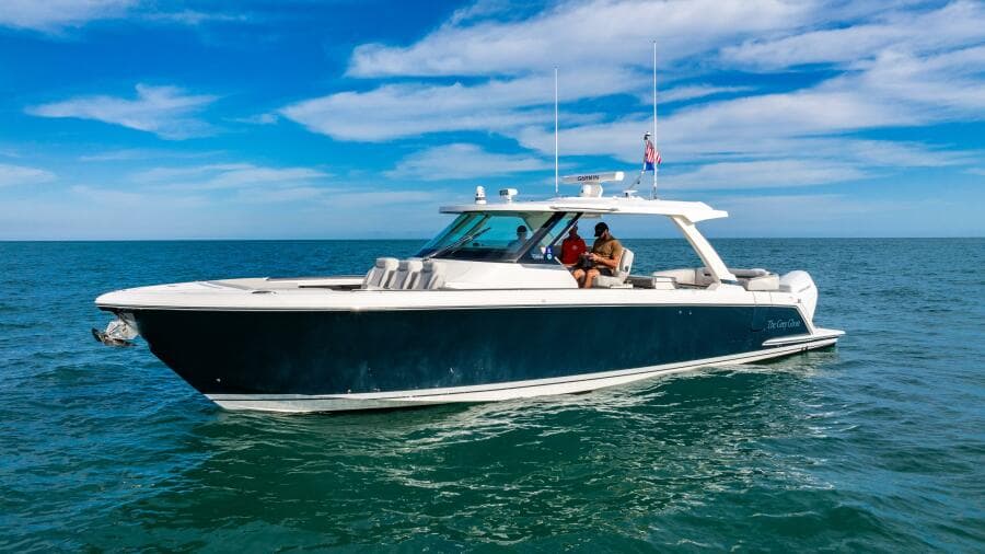 2022 Tiara Yachts 43 LS