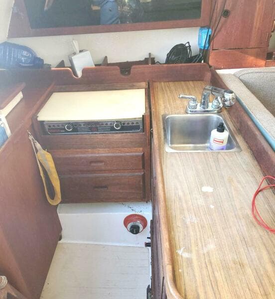 1975 Catalina 30