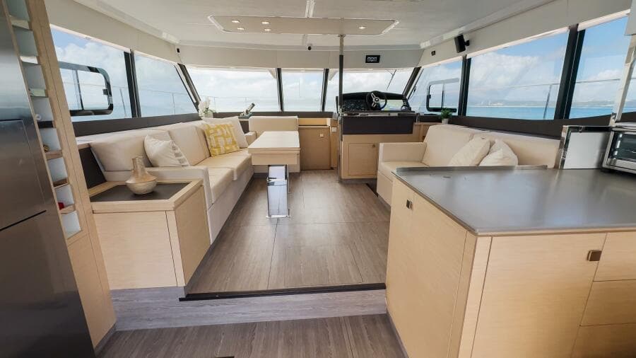 2021 Fountaine Pajot MY44