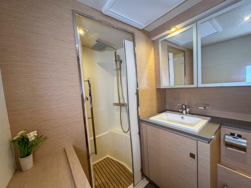 2021 Fountaine Pajot MY44