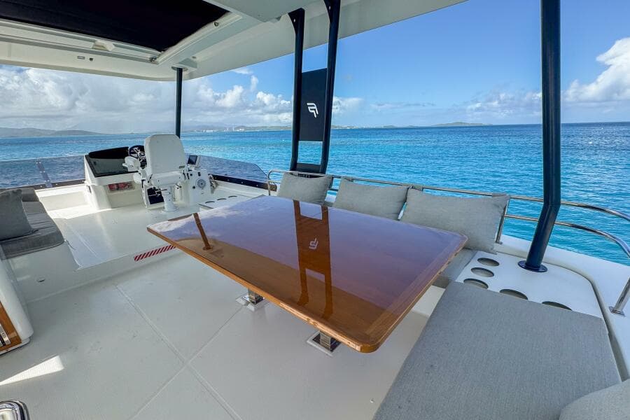 2021 Fountaine Pajot MY44