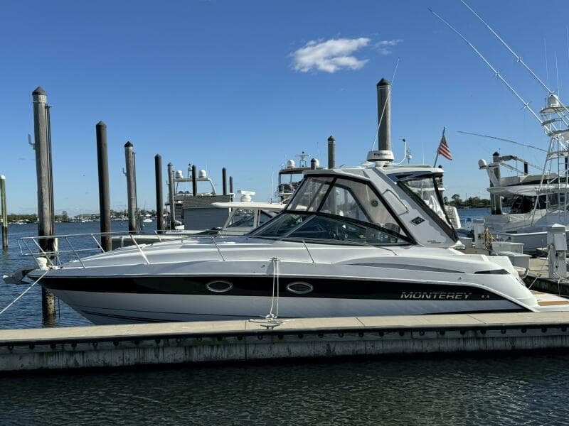 2018 Monterey 335 SY