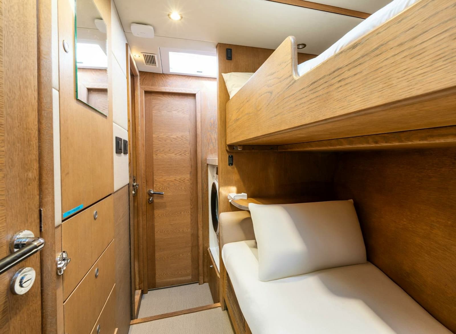 2014 Oyster Yachts Oyster 825 - Photo 50