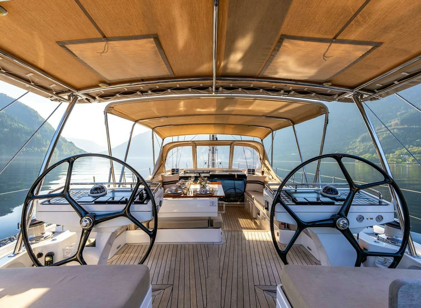 2014 Oyster Yachts Oyster 825 - Photo 18