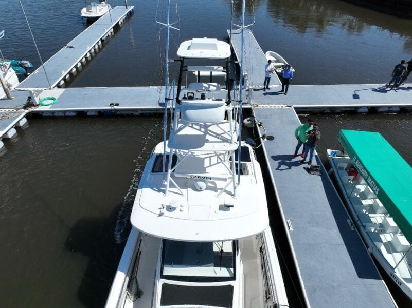 Pursuit 42 - Happy Hour - Exterior Profile