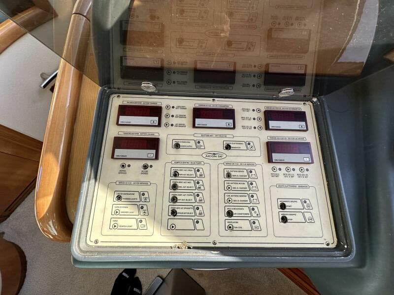 2003 Aicon 56 Flybridge