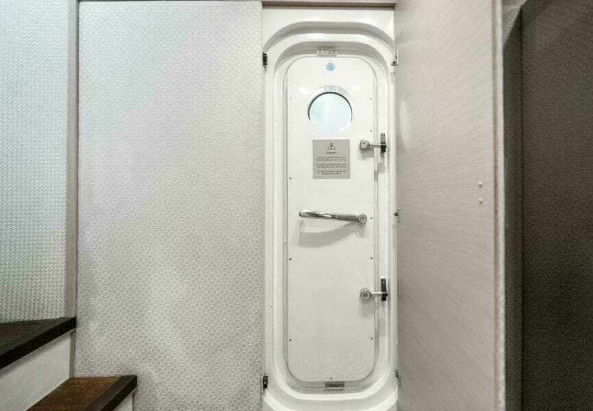 2015 Monte Carlo Yachts MCY86