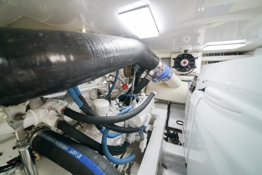 2007 Viking 45 Convertible Bad Habits