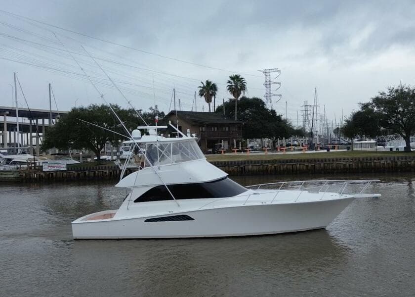 2007 Viking 45 Convertible Bad Habits