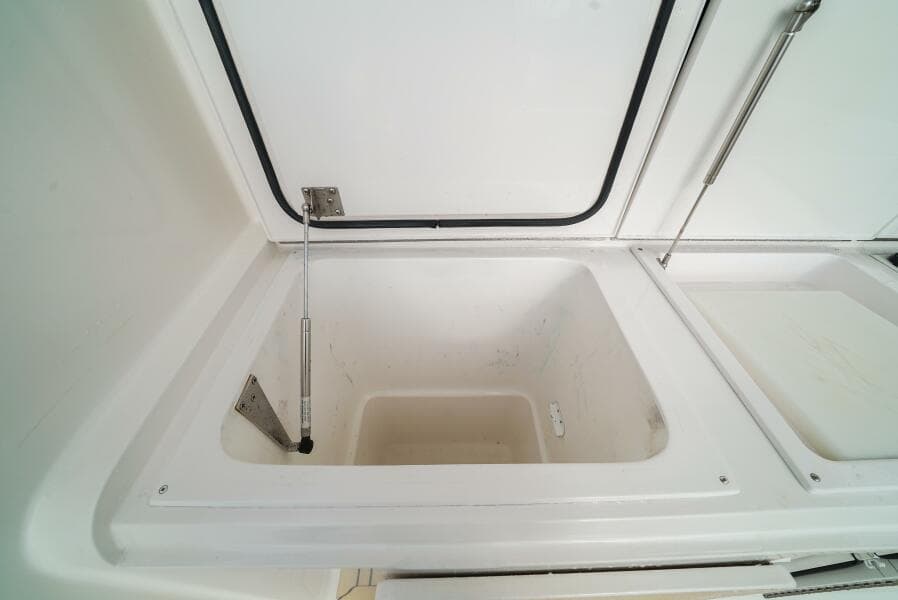 2007 Viking 45 Convertible Bad Habits