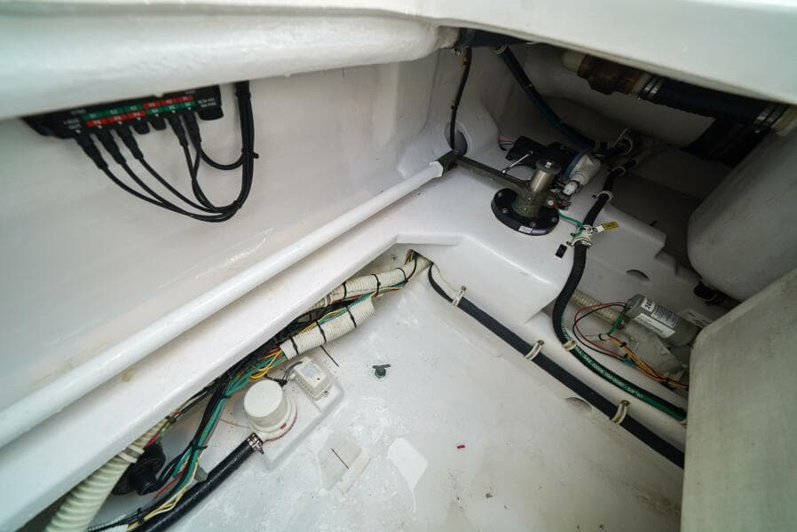 2007 Viking 45 Convertible Bad Habits