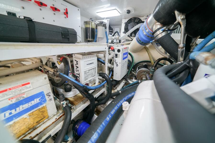 2007 Viking 45 Convertible Bad Habits