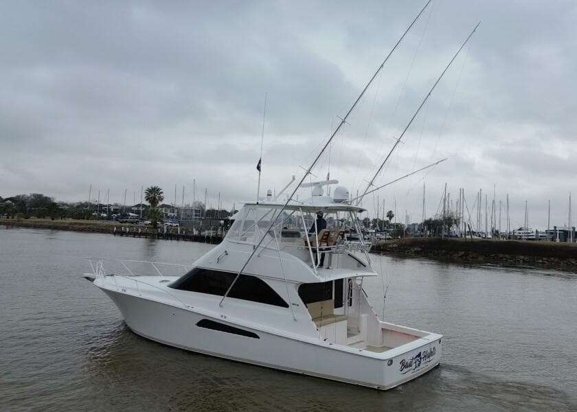 2007 Viking 45 Convertible Bad Habits